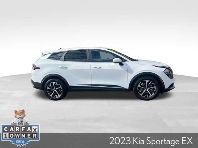 Used 2023 Kia Sportage EX image 5
