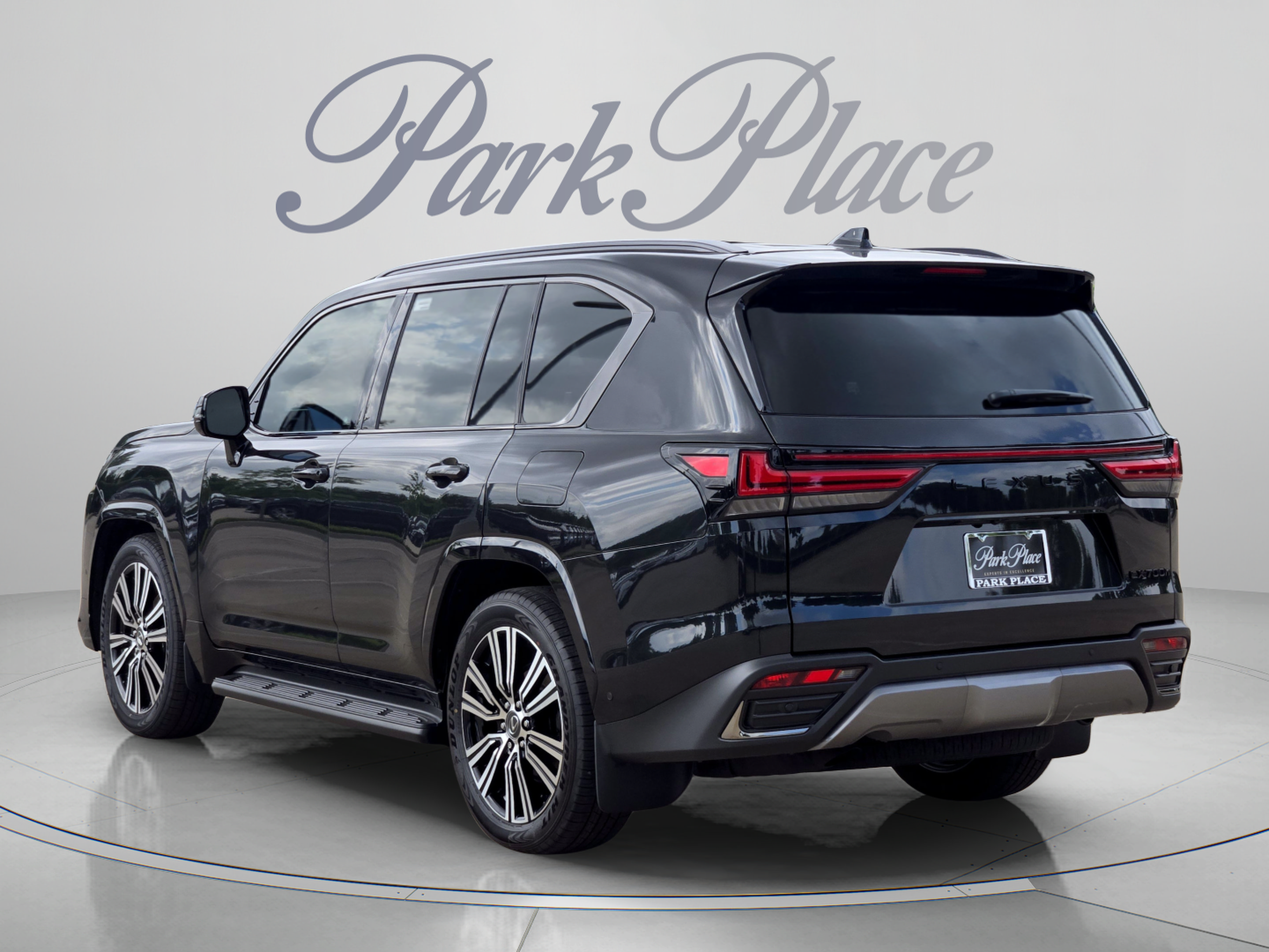 New 2026 Lexus LX 700h Luxury w/ Appearance Package AWD/4WD image 3