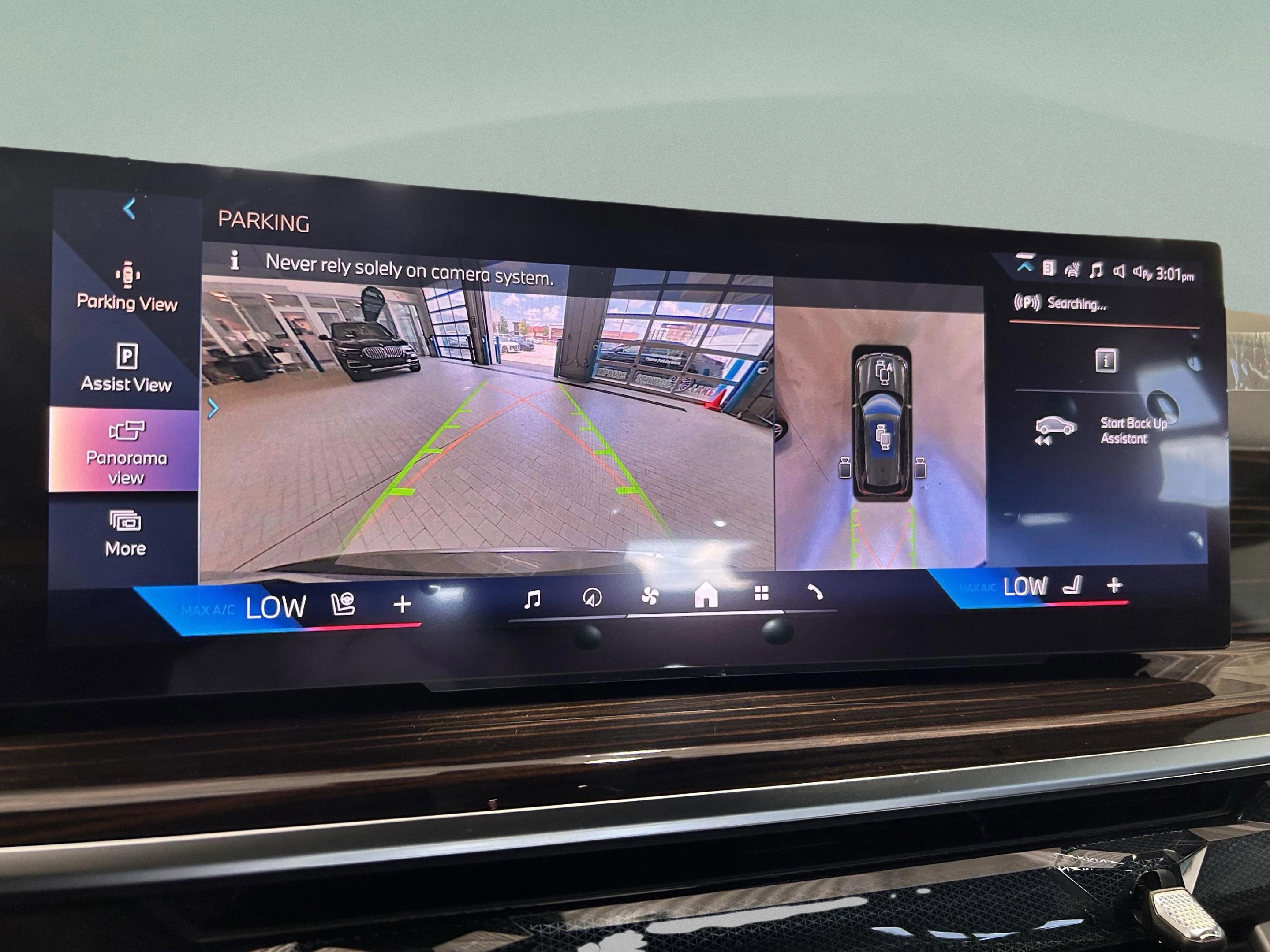 Used 2026 BMW X5 xDrive40i w/ M Sport Package image 15