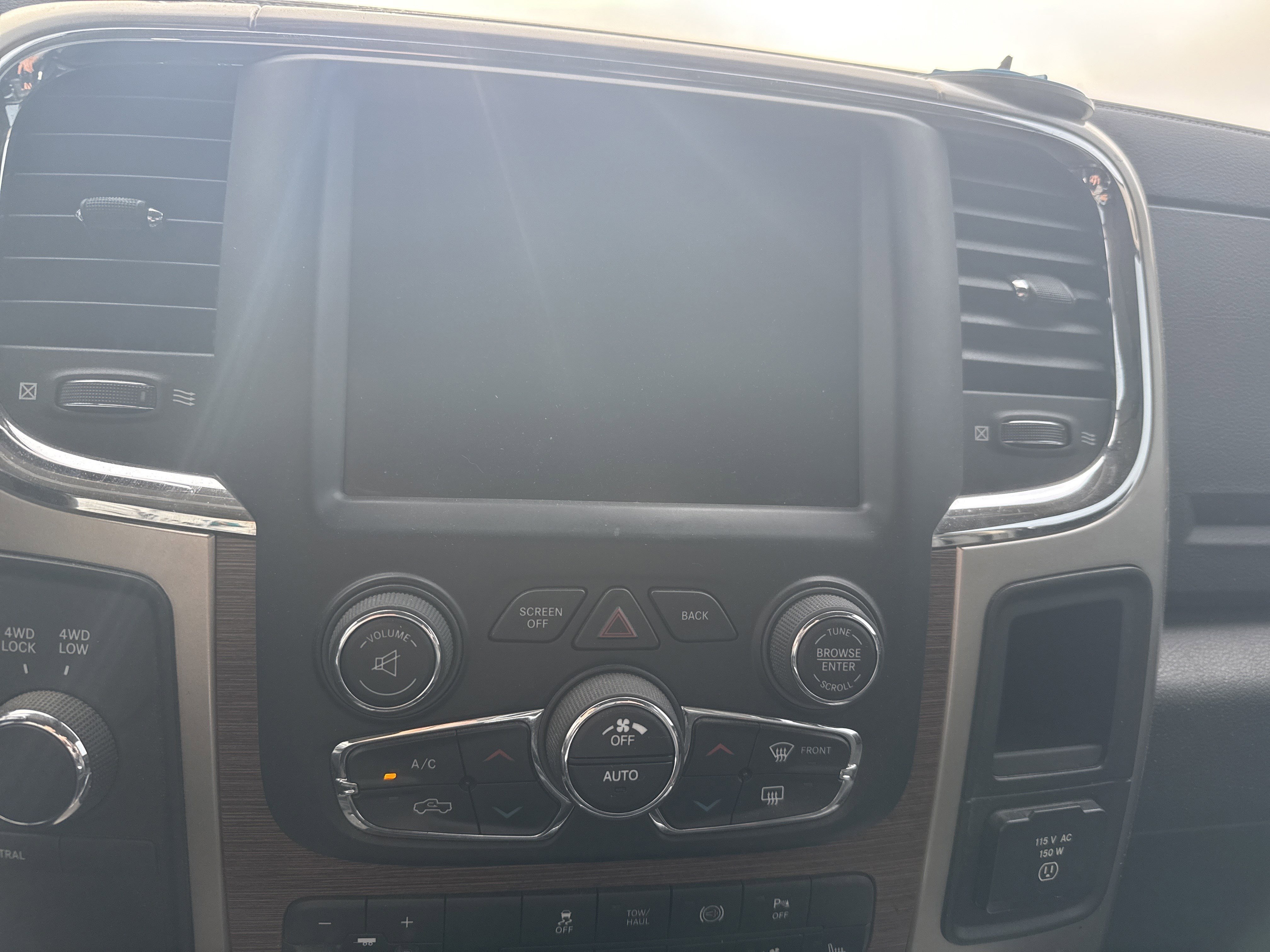 Used 2013 RAM 3500 Laramie image 24