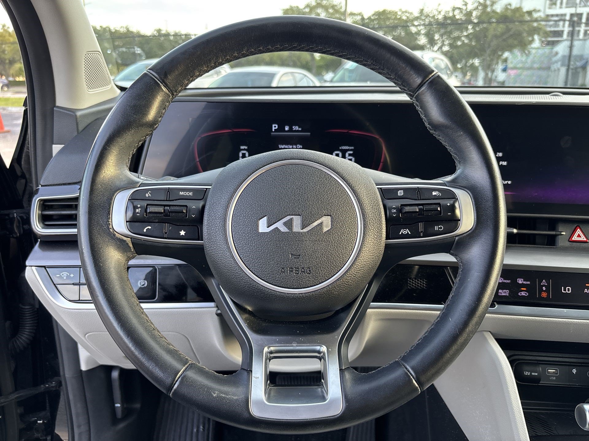 Used 2024 Kia Sportage EX FWD image 11