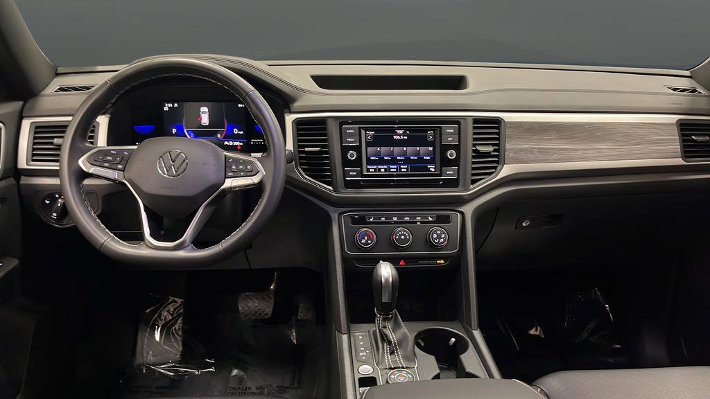 Used 2023 Volkswagen Atlas Cross Sport SE image 11