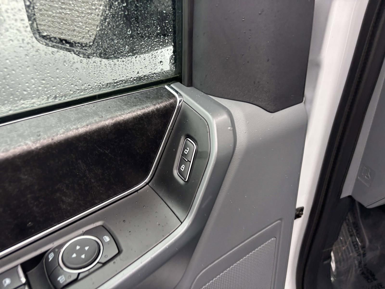 Used 2022 Ford F150 XLT w/ Equipment Group 302A High image 14