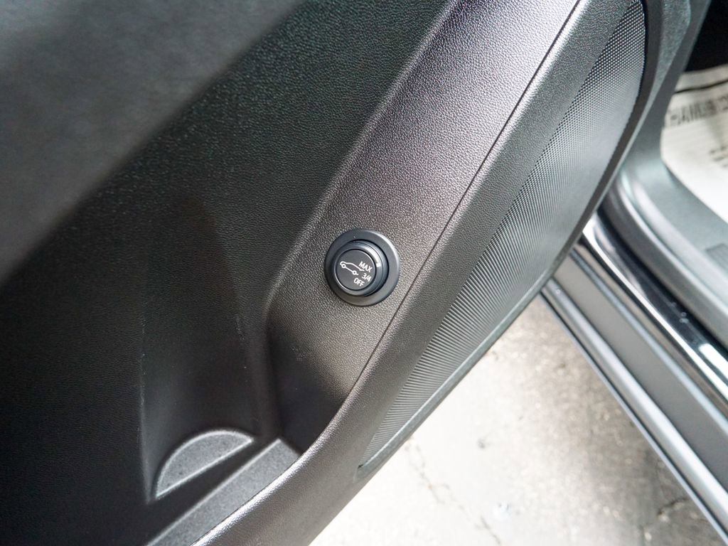 Used 2024 Chevrolet Equinox LT image 18