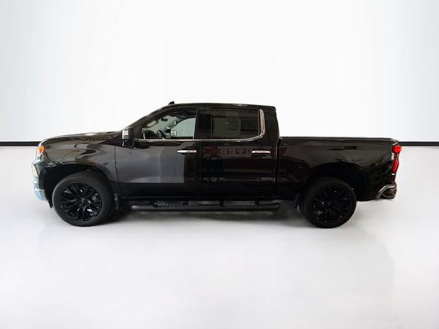 Used 2023 Chevrolet Silverado 1500 LTZ w/ Technology Package AWD/4WD image 9