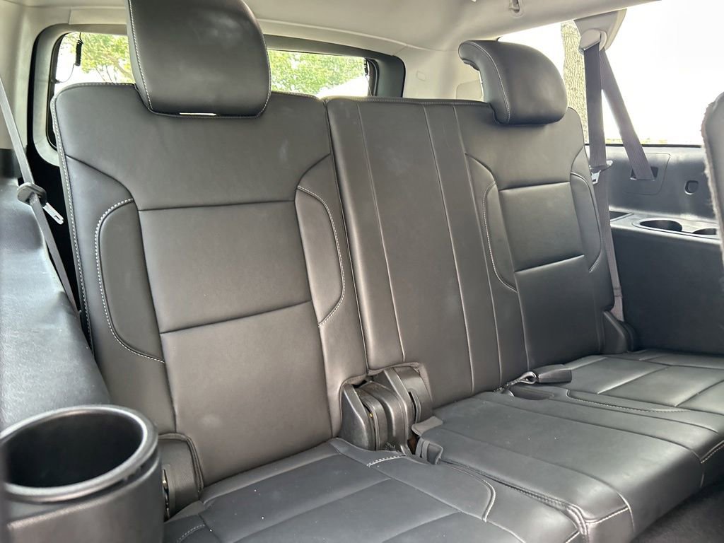 Used 2019 Chevrolet Suburban LT RWD image 31