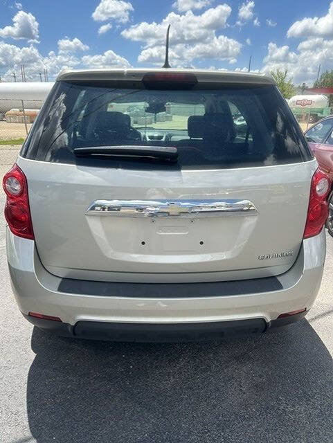Used 2013 Chevrolet Equinox LS FWD image 2