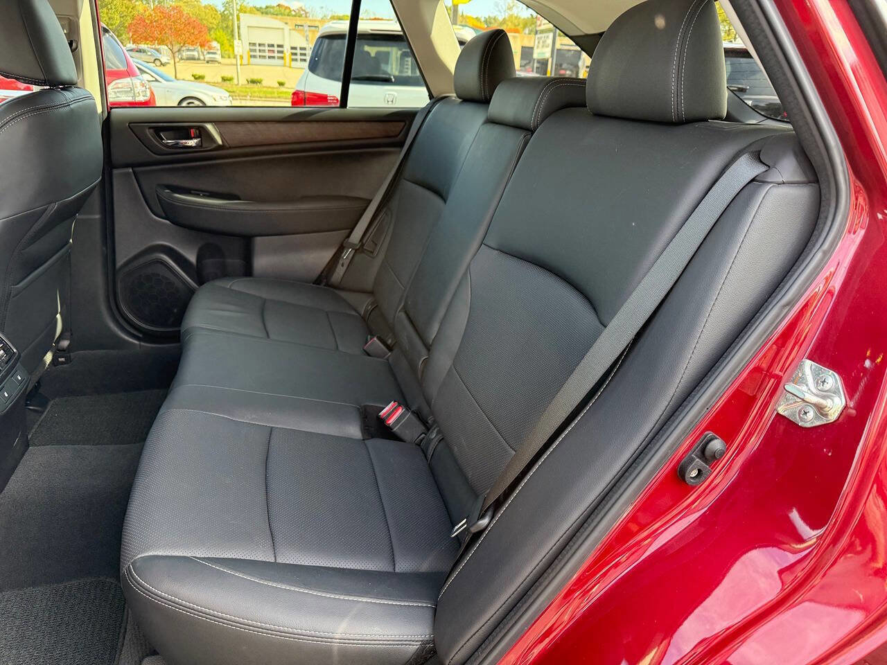 Used 2016 Subaru Outback 2.5i Limited image 34