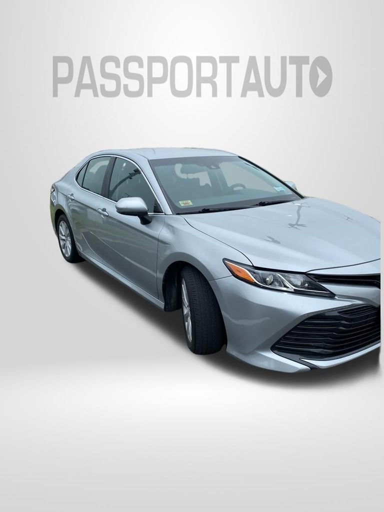Used 2018 Toyota Camry LE w/ Protection Package (Q2) FWD image 4