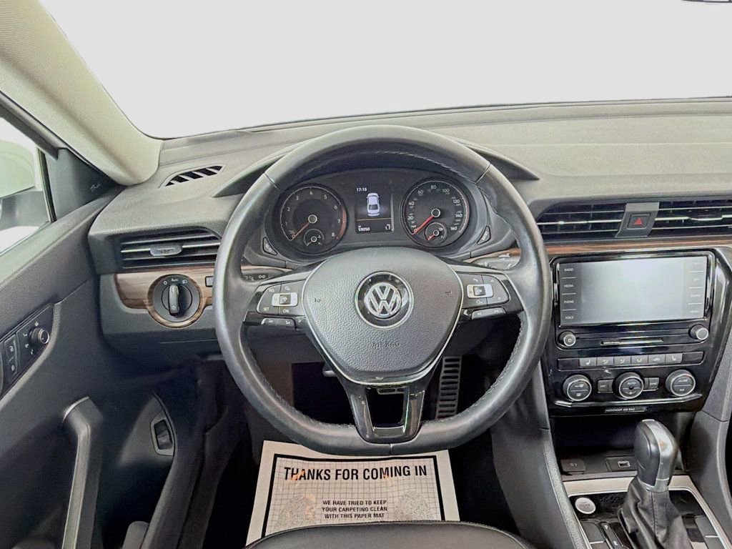 Used 2020 Volkswagen Passat 2.0T SEL image 25