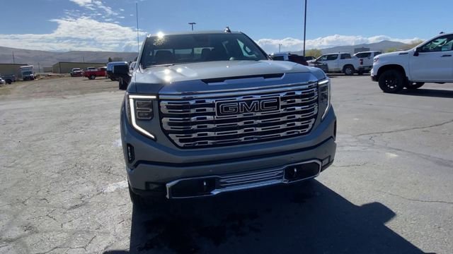 New 2026 GMC Sierra 1500 Denali w/ Denali Reserve Package AWD/4WD image 3