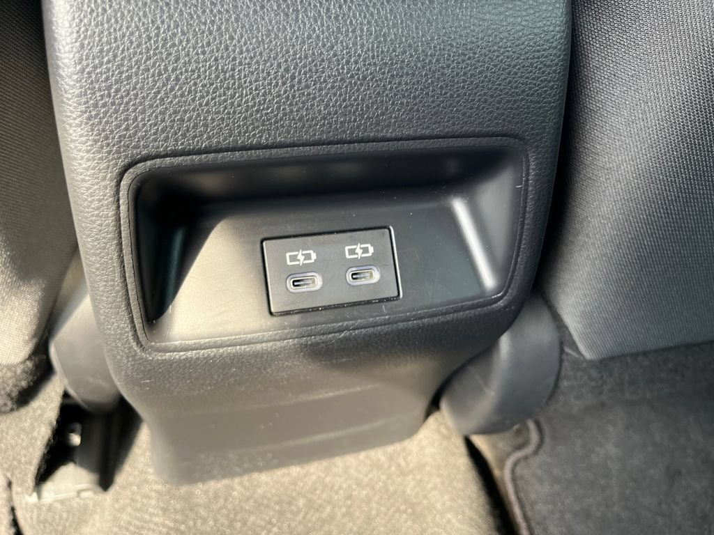 Used 2023 Toyota Corolla LE FWD image 13