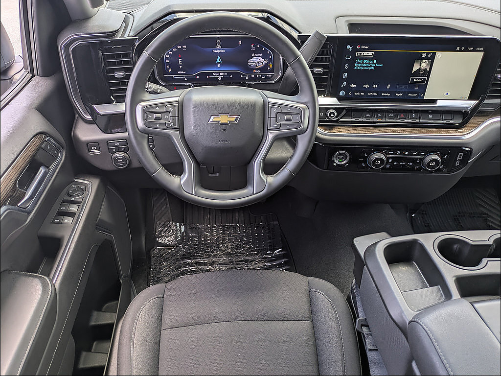 Used 2024 Chevrolet Silverado 1500 LT AWD/4WD image 17