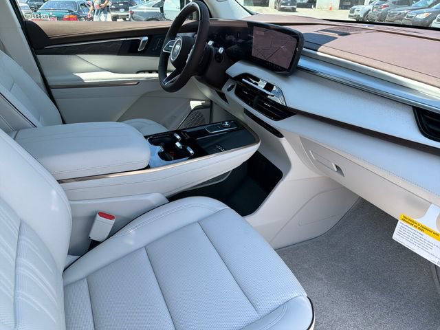 New 2026 Buick Enclave Avenir w/ Super Cruise Package FWD image 21