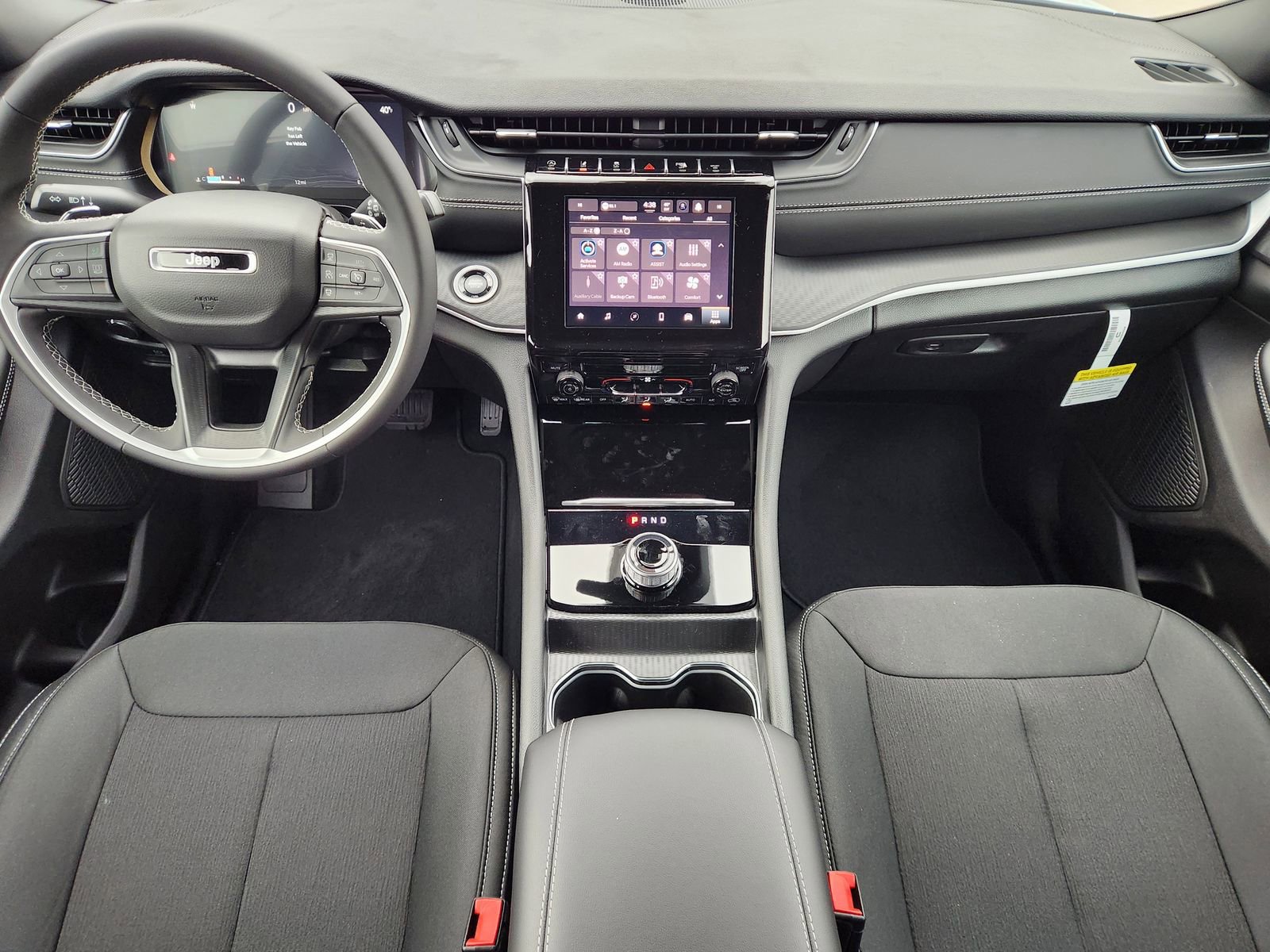 New 2025 Jeep Grand Cherokee Laredo X image 21