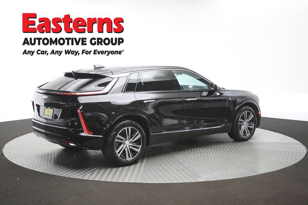 Used 2025 Cadillac Lyriq Luxury AWD/4WD image 43