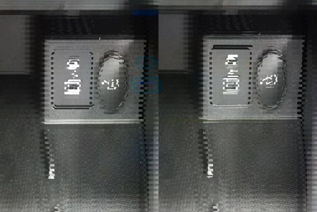 Used 2022 Ford Escape Titanium w/ Titanium Elite Package image 26