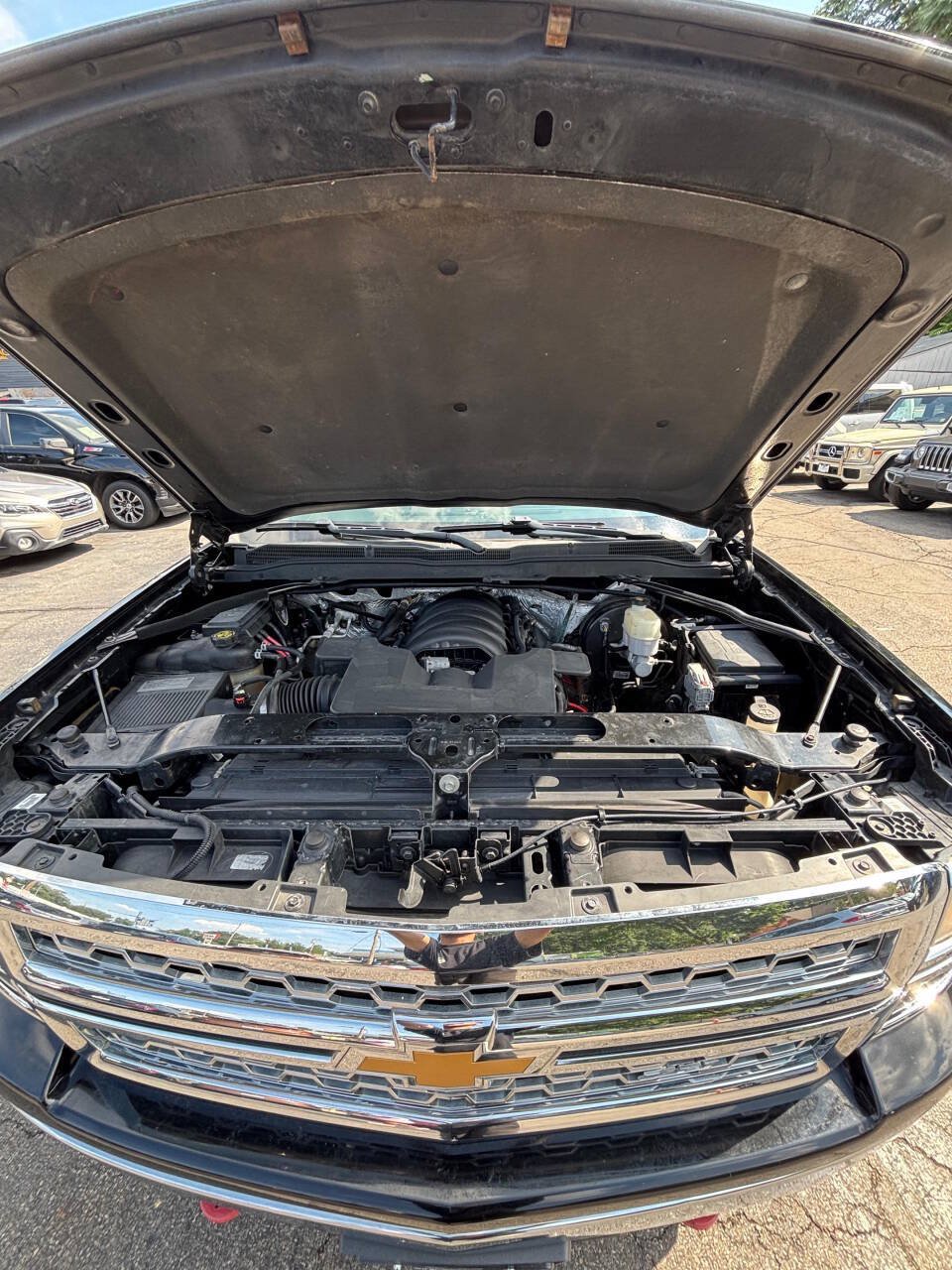 Used 2015 Chevrolet Silverado 1500 LT AWD/4WD image 27