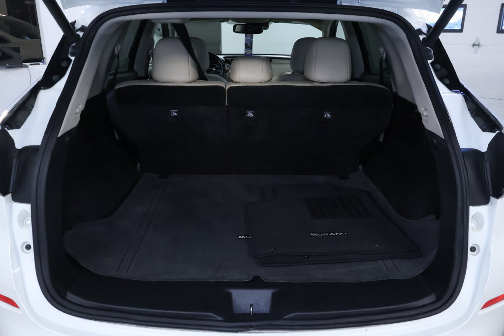 Used 2023 Nissan Murano SL w/ SL Moonroof Package AWD/4WD image 17