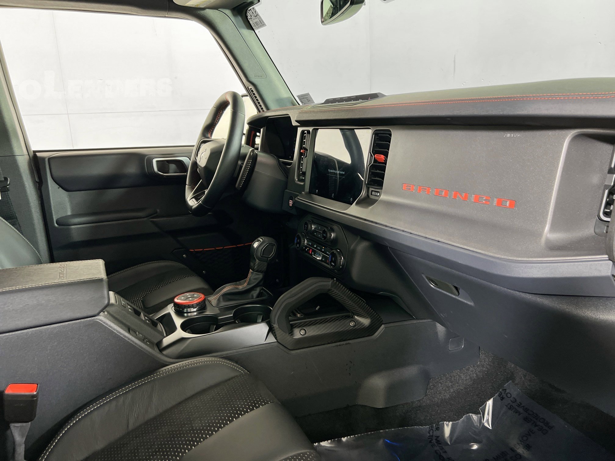 Used 2025 Ford Bronco Raptor w/ Interior Carbon Fiber Pack image 28