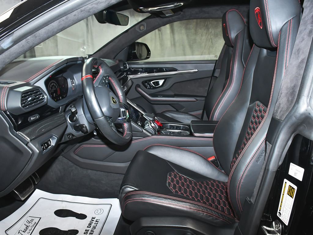 Used 2020 Lamborghini Urus image 54