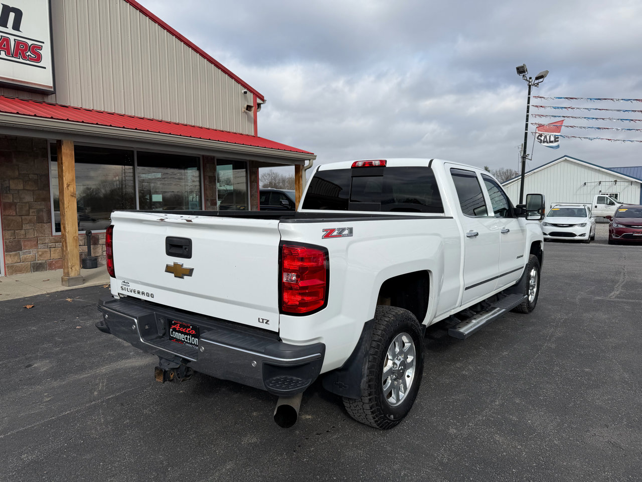 Used 2015 Chevrolet Silverado 3500 LTZ w/ Duramax Plus Package image 4