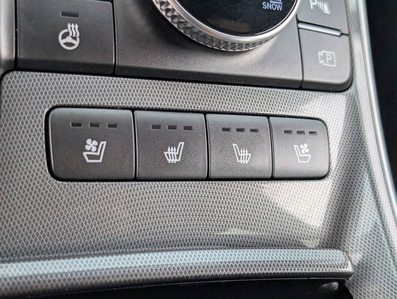 Used 2023 Hyundai Santa Fe Calligraphy AWD/4WD image 19