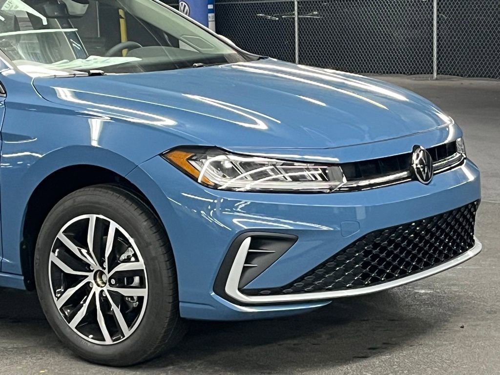New 2026 Volkswagen Jetta SE FWD image 39