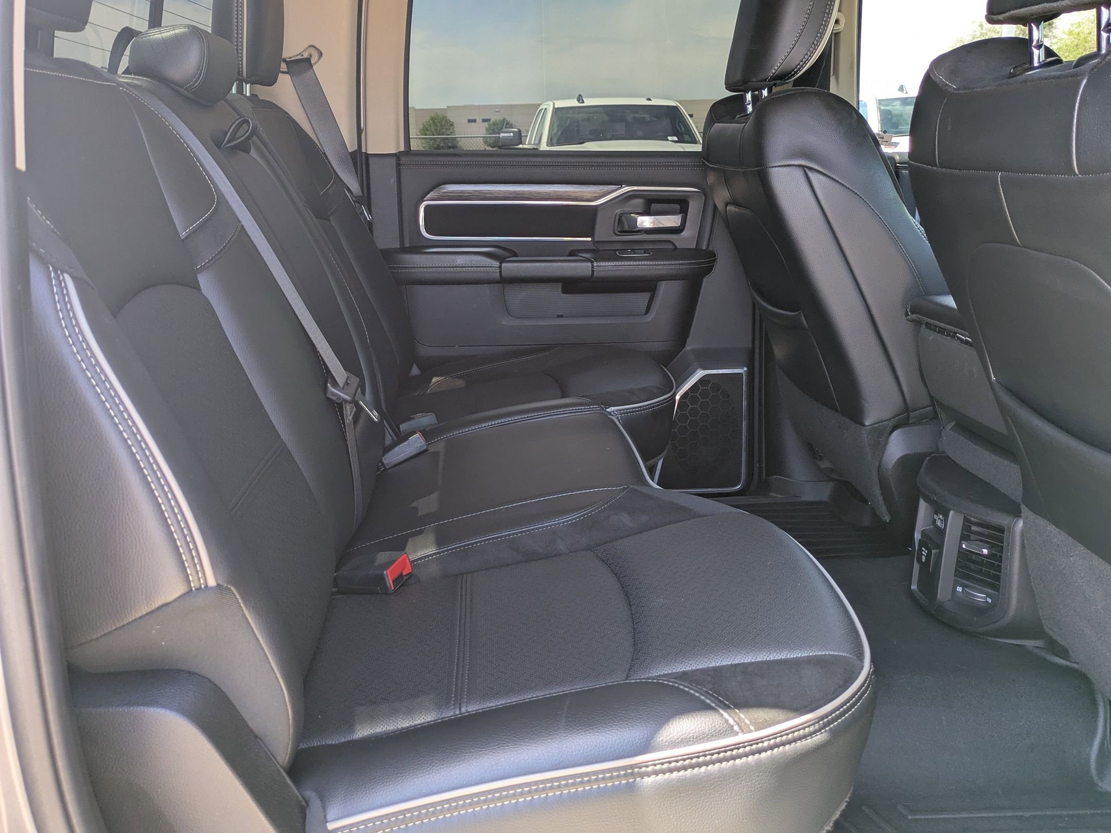 Used 2021 RAM 2500 Laramie image 25