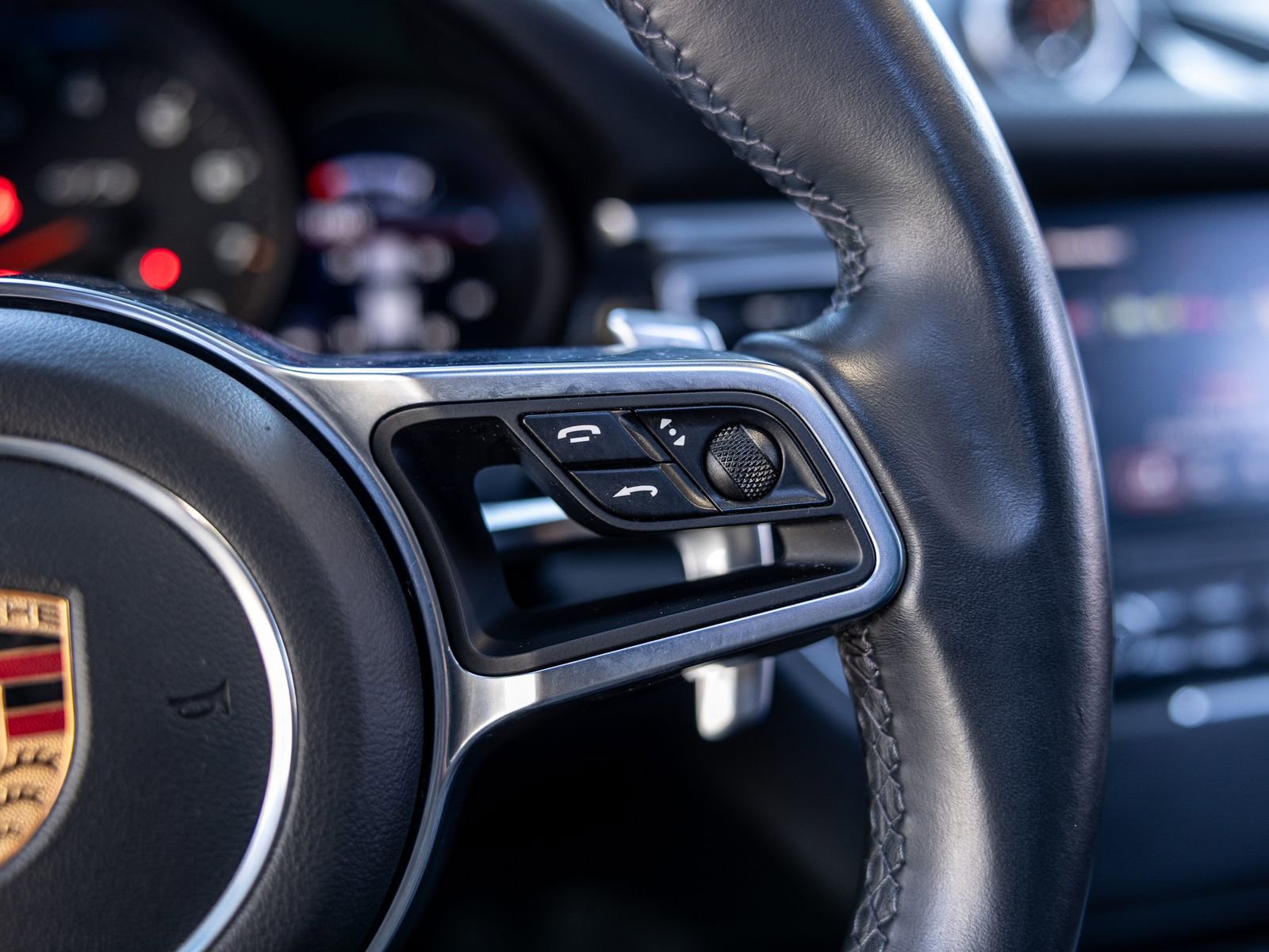 Used 2018 Porsche Macan GTS AWD/4WD image 29