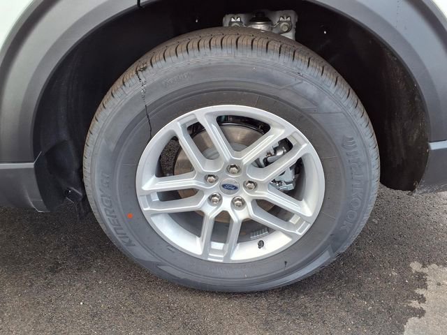 New 2026 Ford Explorer Active image 5