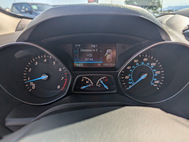 Used 2015 Ford Escape Titanium w/ Equipment Group 301A AWD/4WD image 16