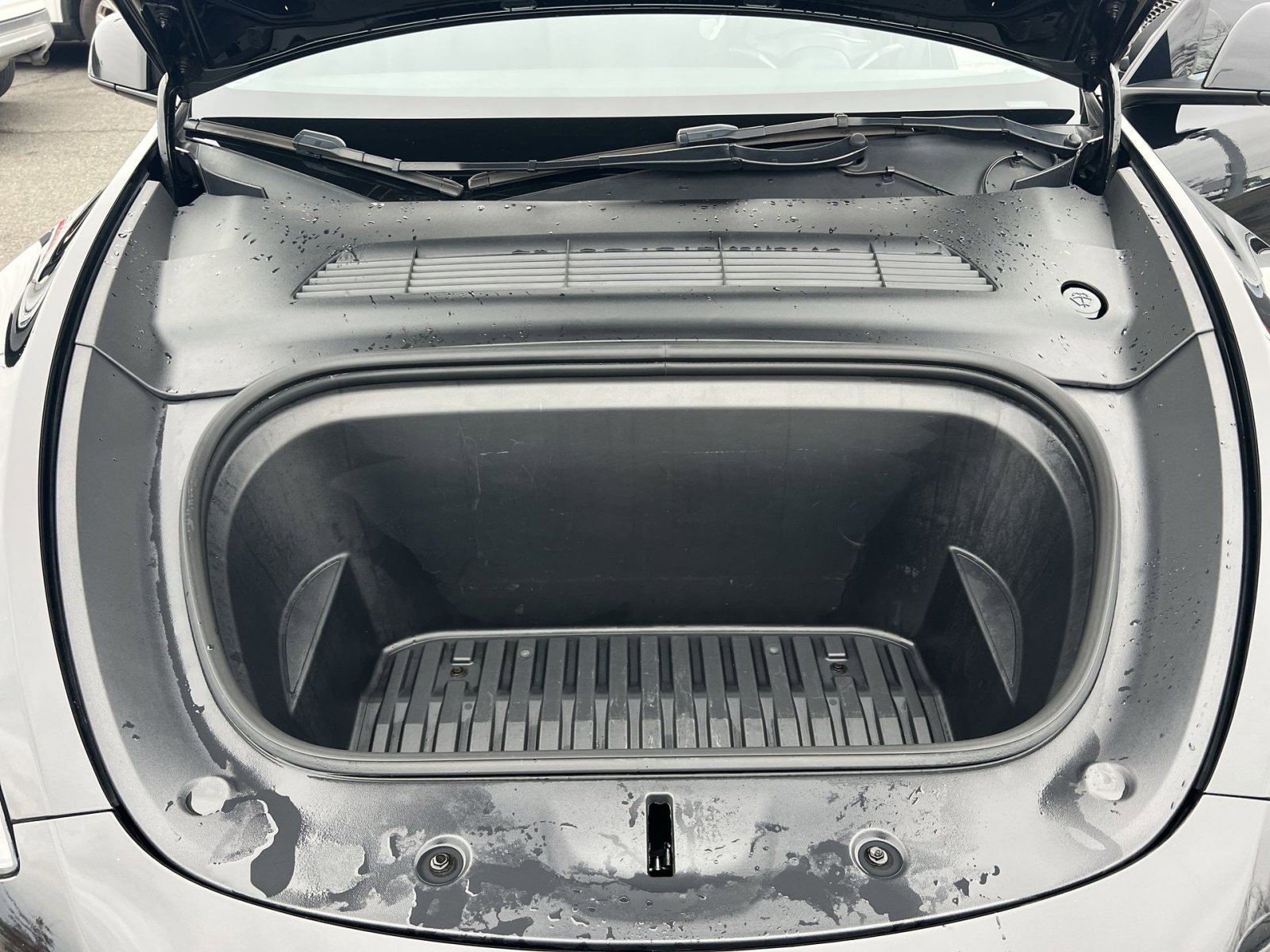 Used 2023 Tesla Model Y Performance image 29