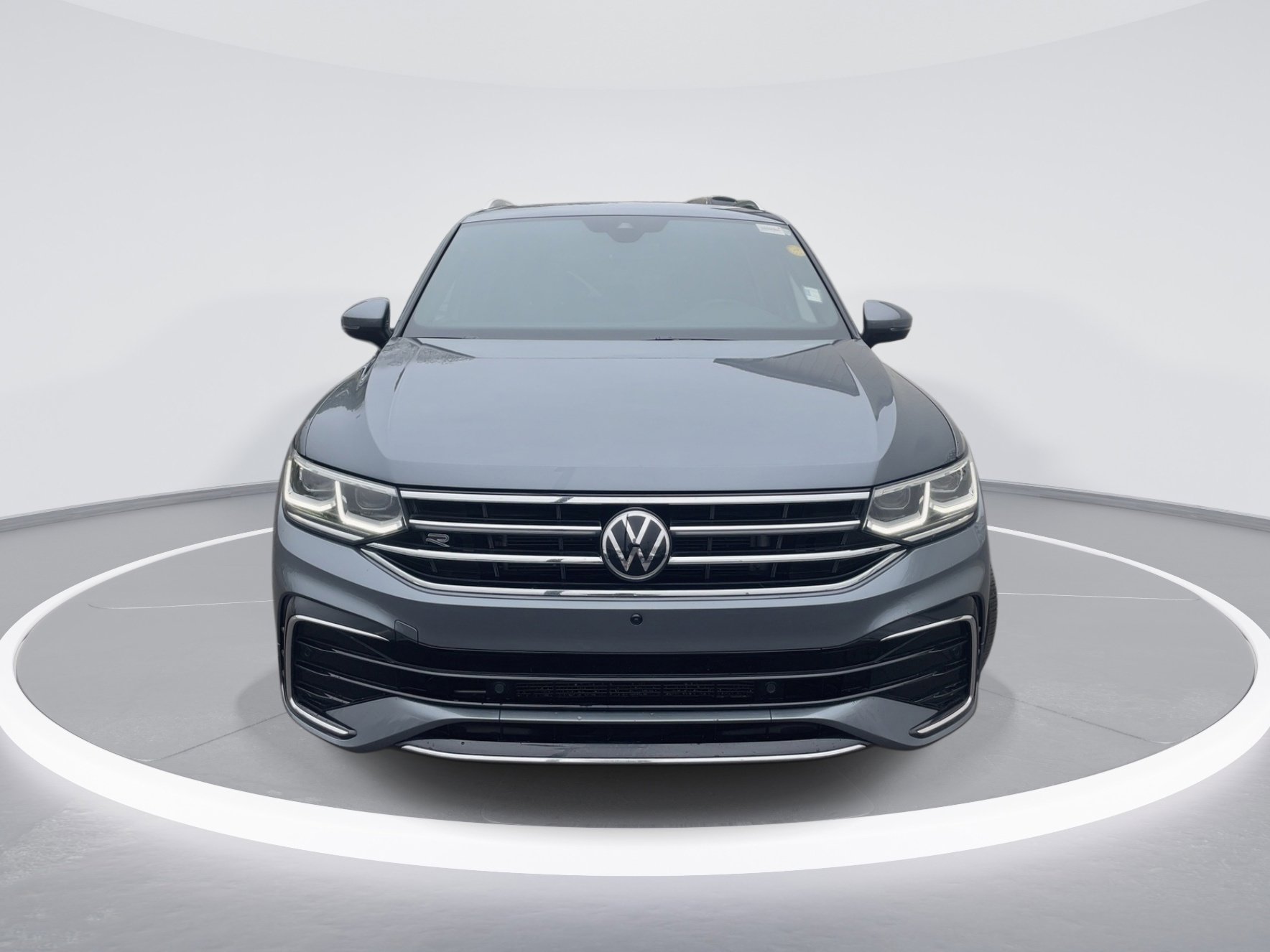 Used 2023 Volkswagen Tiguan SEL R-Line AWD/4WD video 2