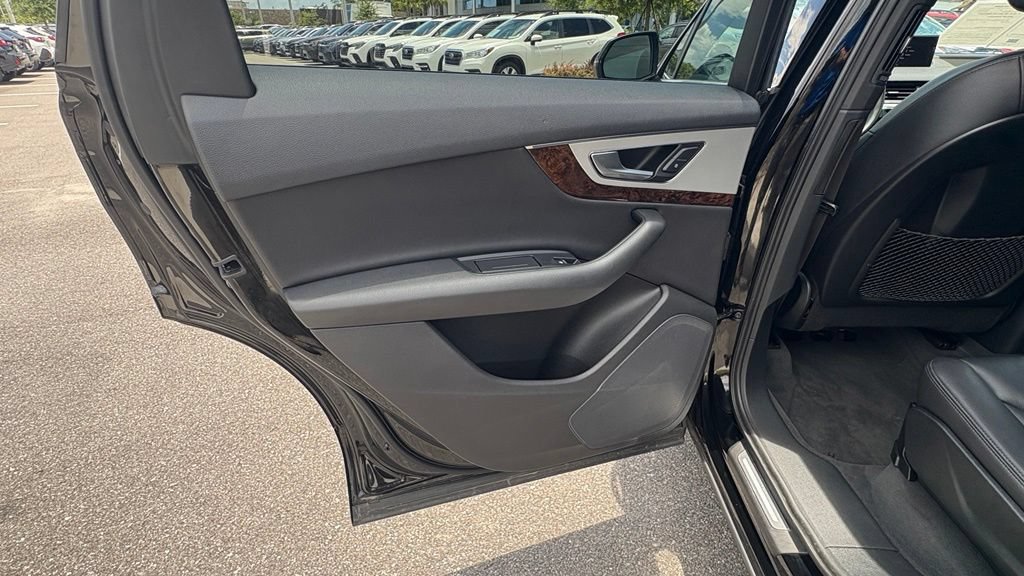 Used 2019 Audi Q7 2.0T Premium w/ Convenience Package AWD/4WD image 15
