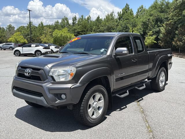 Used 2014 Toyota Tacoma PreRunner w/ TRD Sport Package RWD image 3