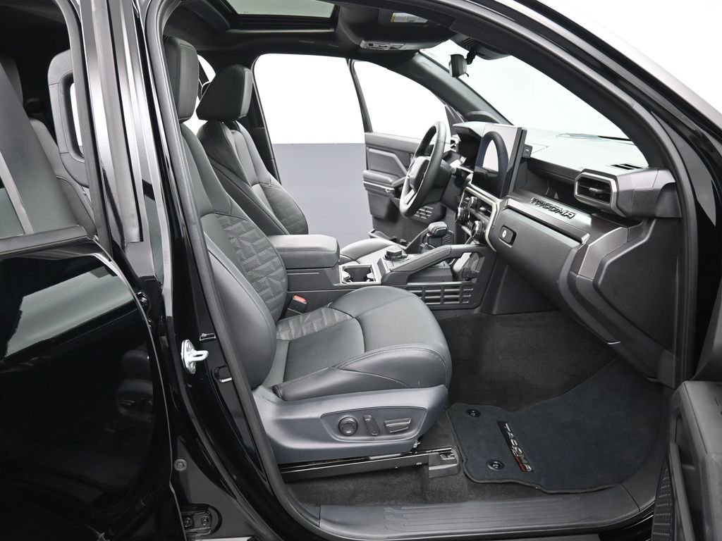 Certified 2024 Toyota Tacoma TRD Off-Road w/ TRD Off Road Premium Package AWD/4WD image 35