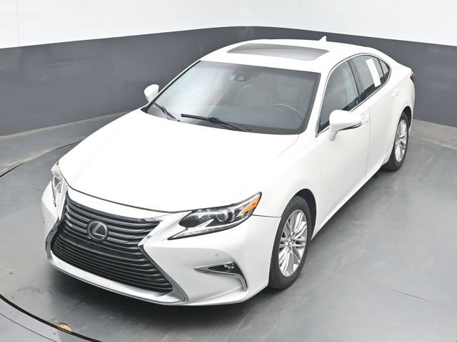 Used 2016 Lexus ES 350 w/ Premium Package w/Wood Trim FWD image 15
