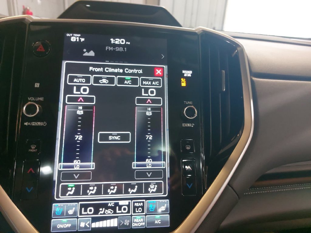 Used 2023 Subaru Ascent Touring AWD/4WD image 25