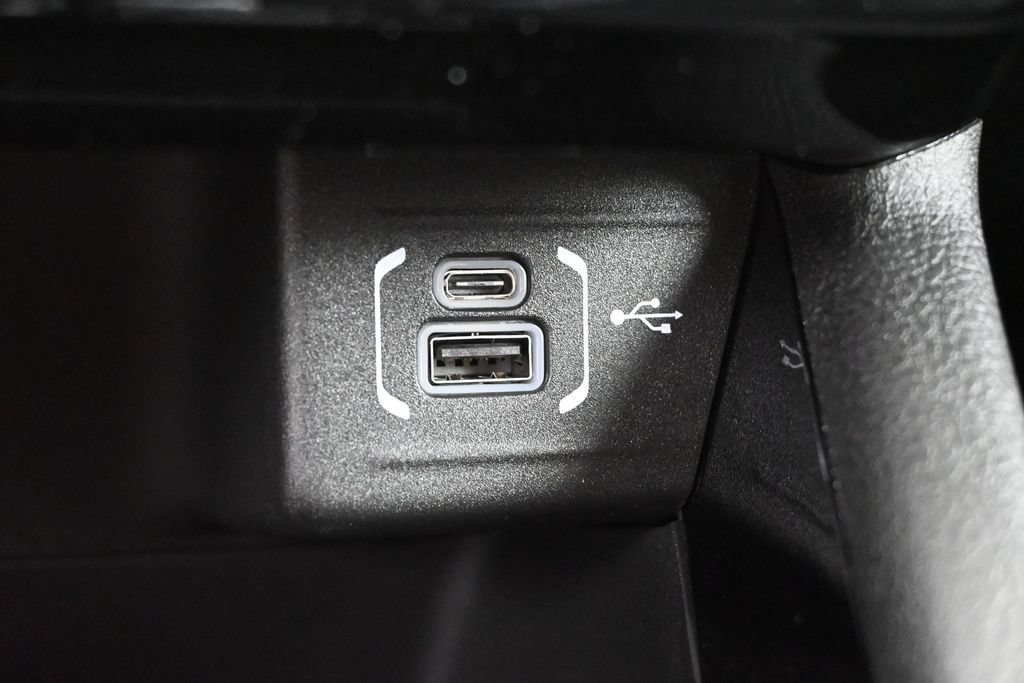 New 2026 Jeep Compass Latitude AWD/4WD image 13