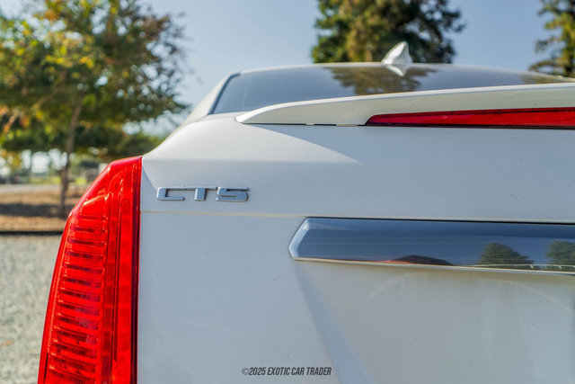 Used 2018 Cadillac CTS V w/ Luxury Package image 67