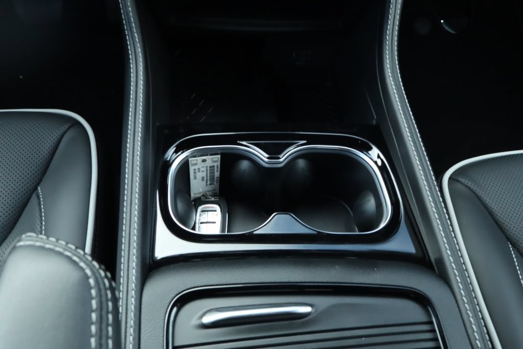 New 2027 Chrysler Pacifica Limited AWD/4WD image 27