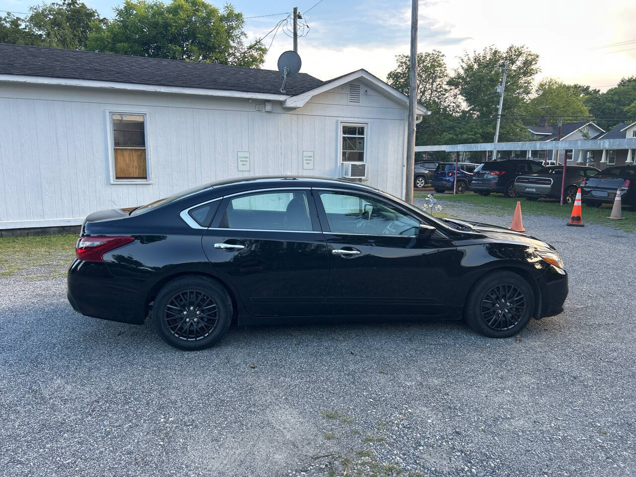 Used 2018 Nissan Altima 2.5 S FWD image 7