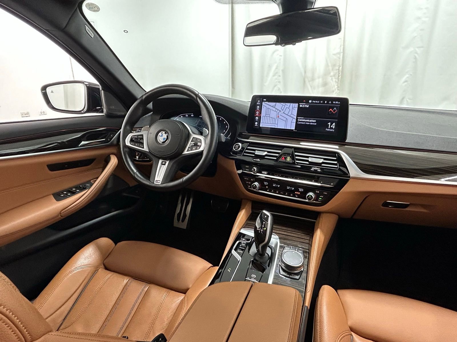 Used 2023 BMW 540i xDrive w/ M Sport Package image 10