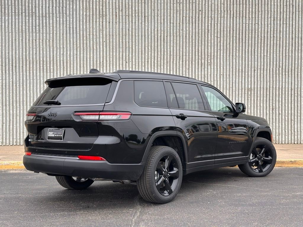 New 2026 Jeep Grand Cherokee L Limited w/ Limited Altitude Package AWD/4WD image 5