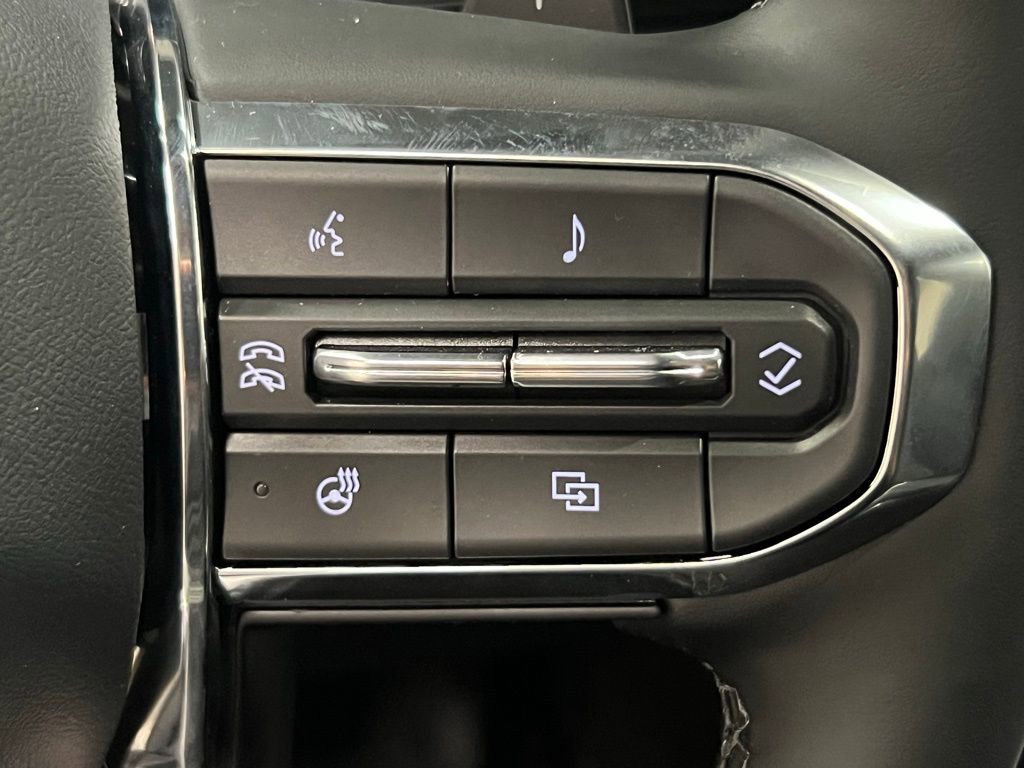 New 2025 GMC Terrain Elevation image 14