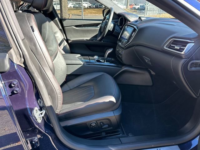 Used 2020 Maserati Ghibli S image 13