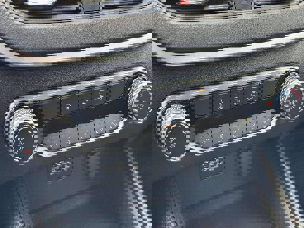 Used 2022 Nissan Altima 2.5 SV image 16