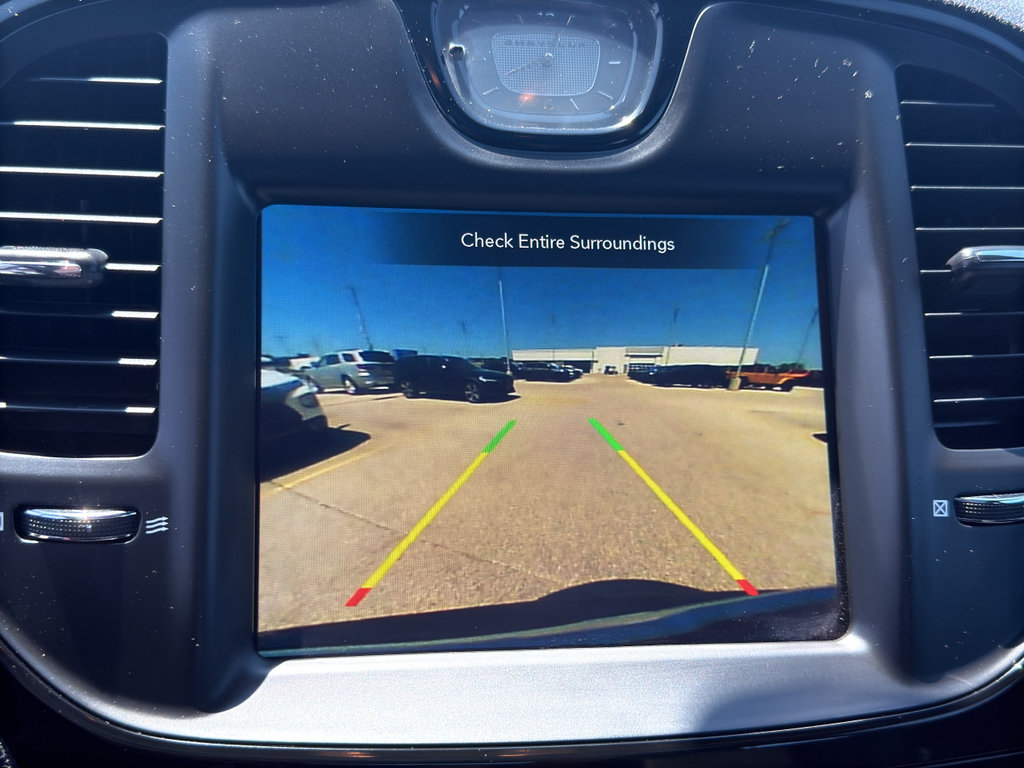 Used 2018 Chrysler 300 S w/ 300S Premium Group AWD/4WD image 20