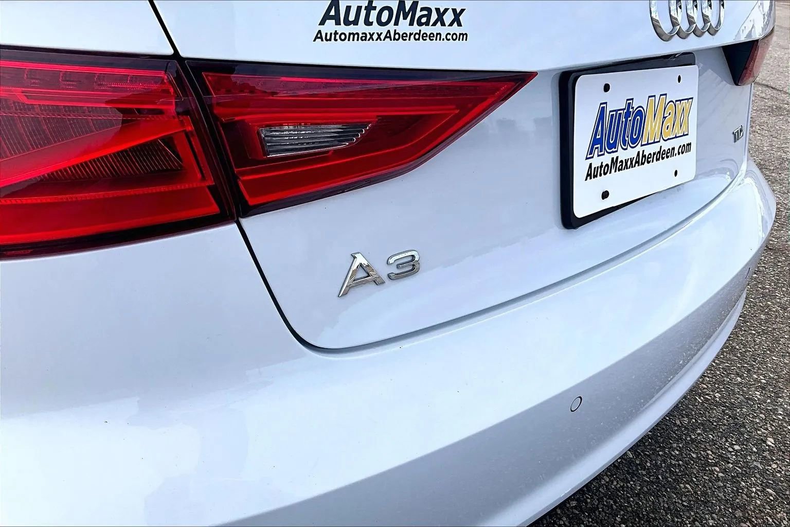 Used 2015 Audi A3 TDI Premium Plus w/ Premium Plus Package FWD image 30
